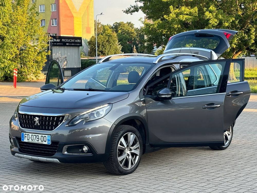 Peugeot 2008 BlueHDi 100 STOP & START Allure - 12