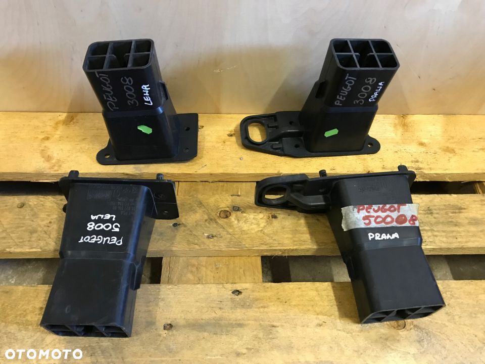 PEUGEOT 3008 5008 STREFA ZGNIOTU PRAWA 9682791280