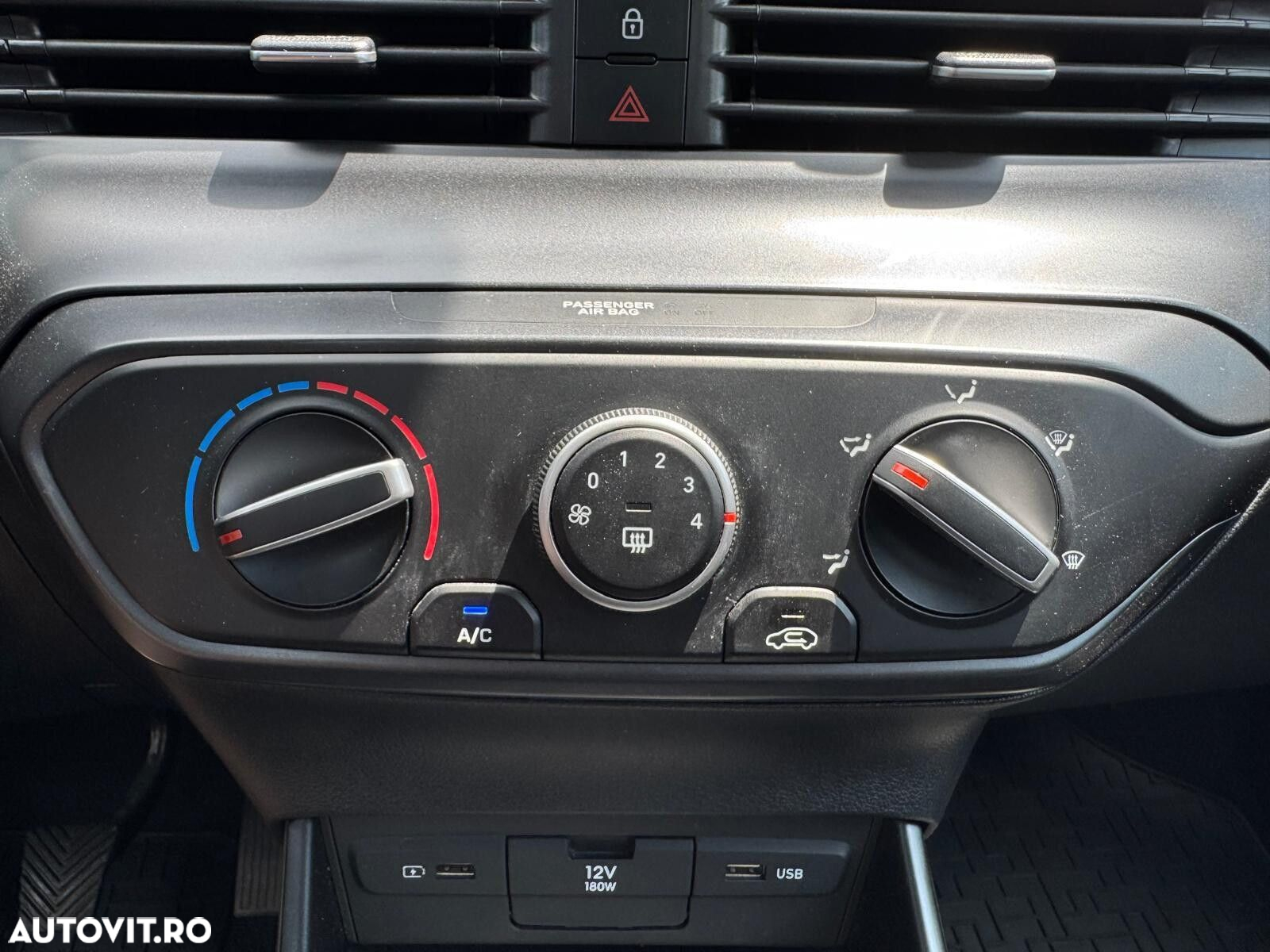 Hyundai i20 - 12