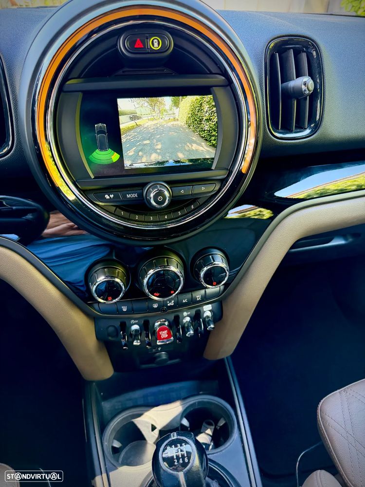 MINI Countryman One D - 11