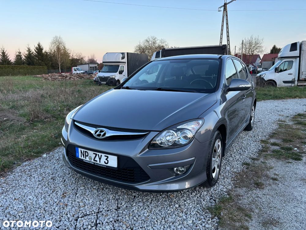 Hyundai i30 1.6 CRDi FIFA WM Edition - 10