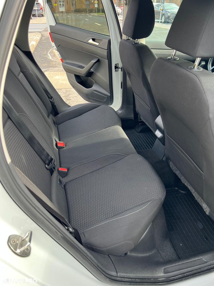 Volkswagen Polo - 11