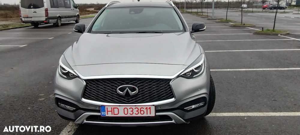 Infiniti QX30 - 1