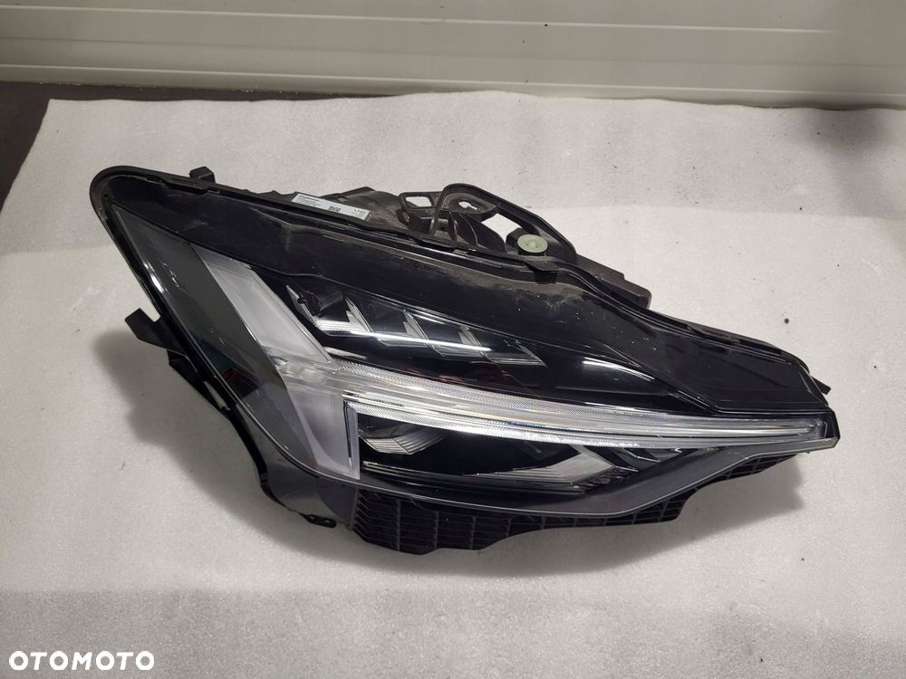 volvo polestar 2 full led lampa prawy przód 32392333 - 6