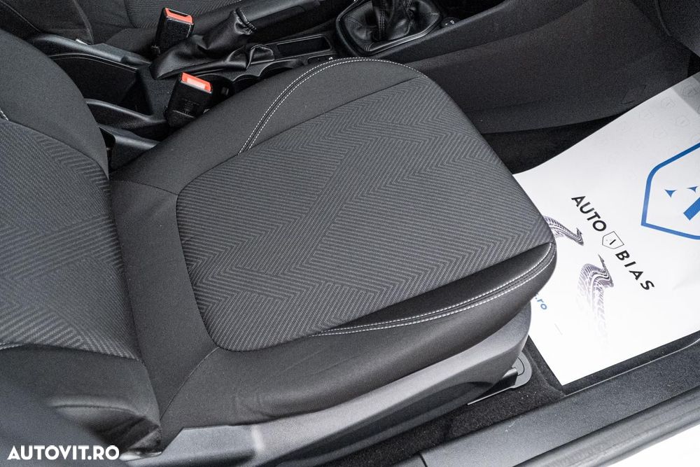 Ford Fiesta 1.1 Trend Connected - 38