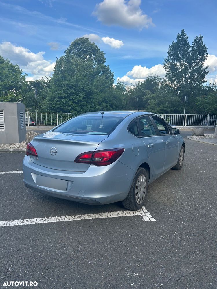 Opel Astra 1.6 TWINPORT ECOTEC Enjoy - 4