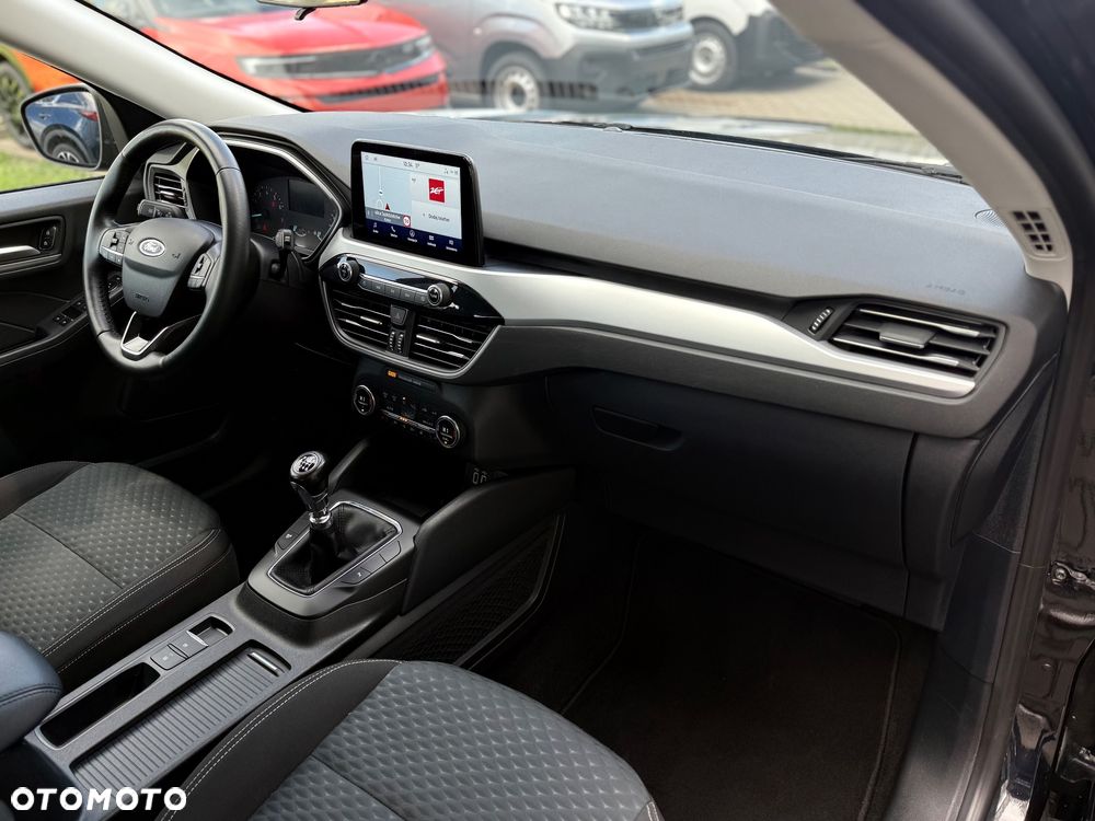 Ford Kuga 1.5 EcoBoost TITANIUM - 35