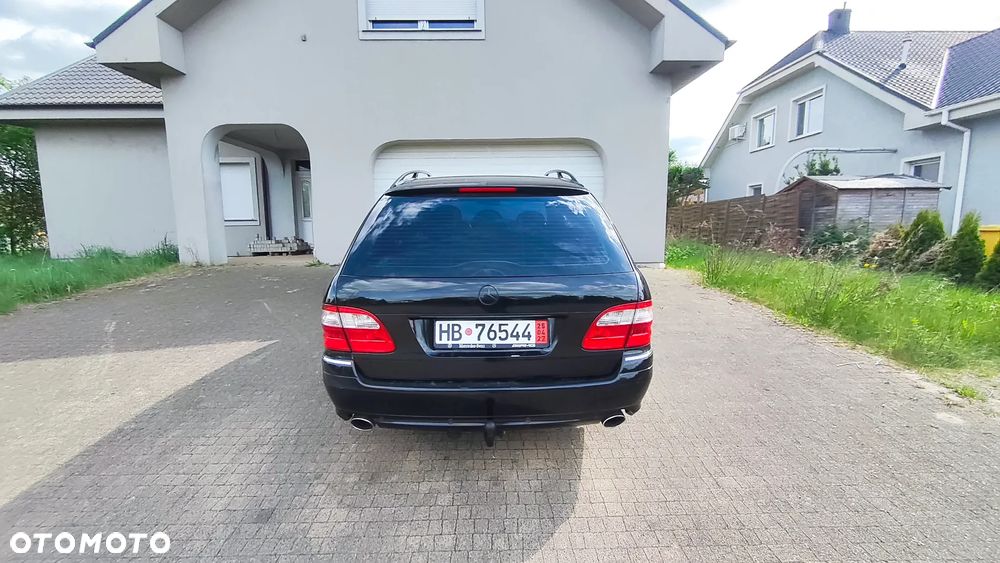 Mercedes-Benz Klasa E 350 4-Matic Avantgarde - 16