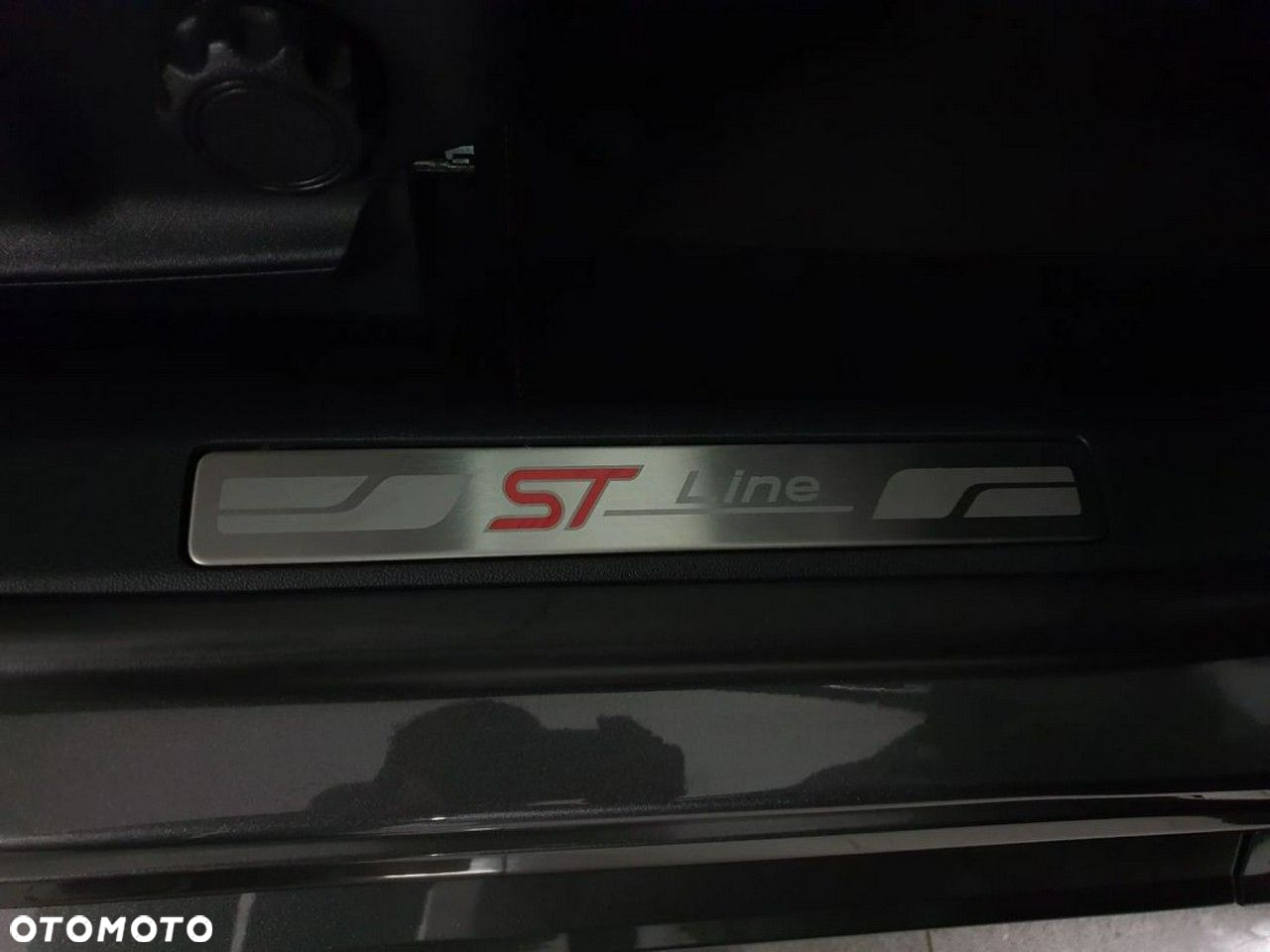 Ford Kuga 2.0 EcoBlue 4x4 ST-LINE X - 28