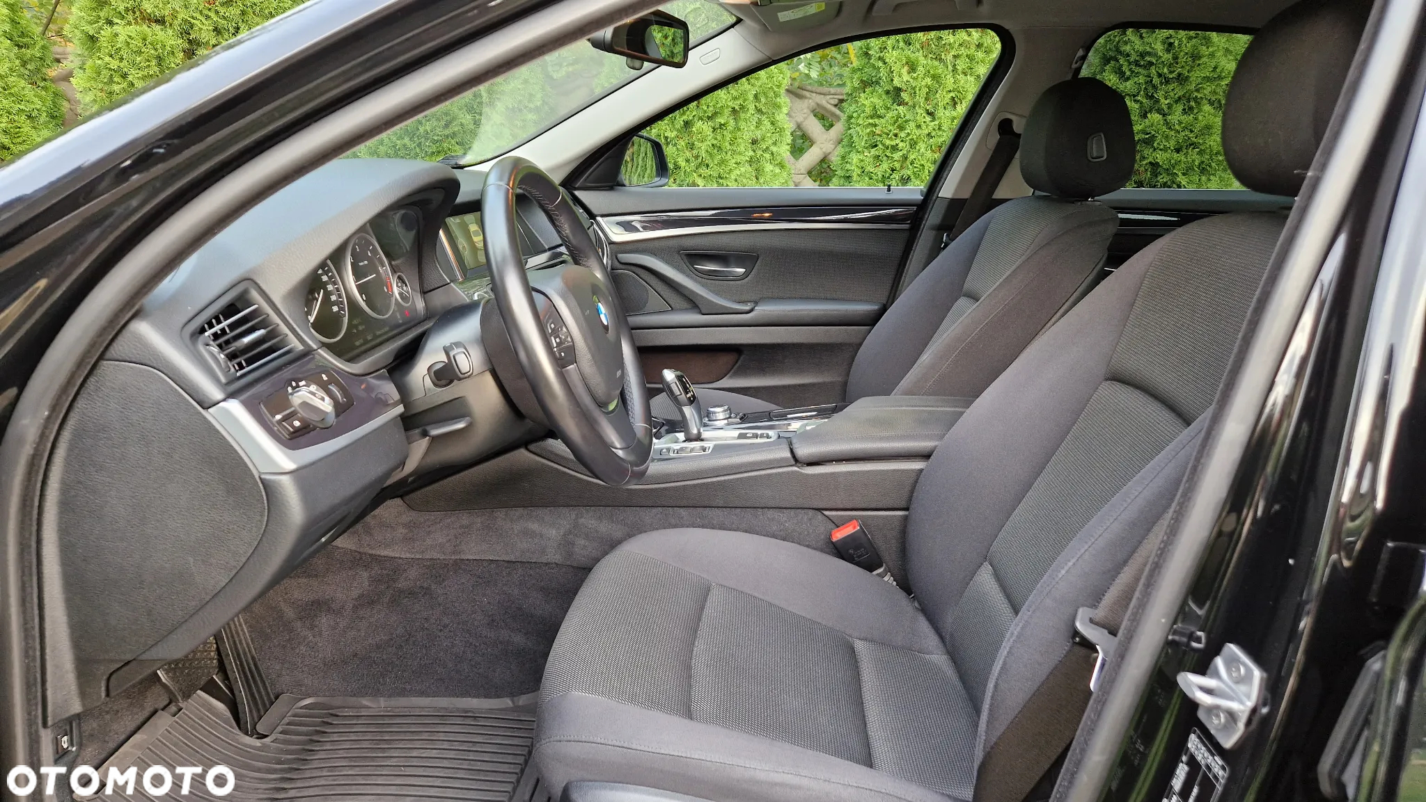 BMW Seria 5 518d Advantage - 12