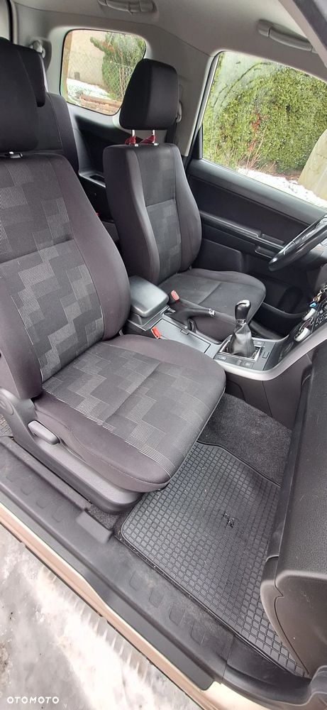 Suzuki Grand Vitara 1.6 Comfort - 21