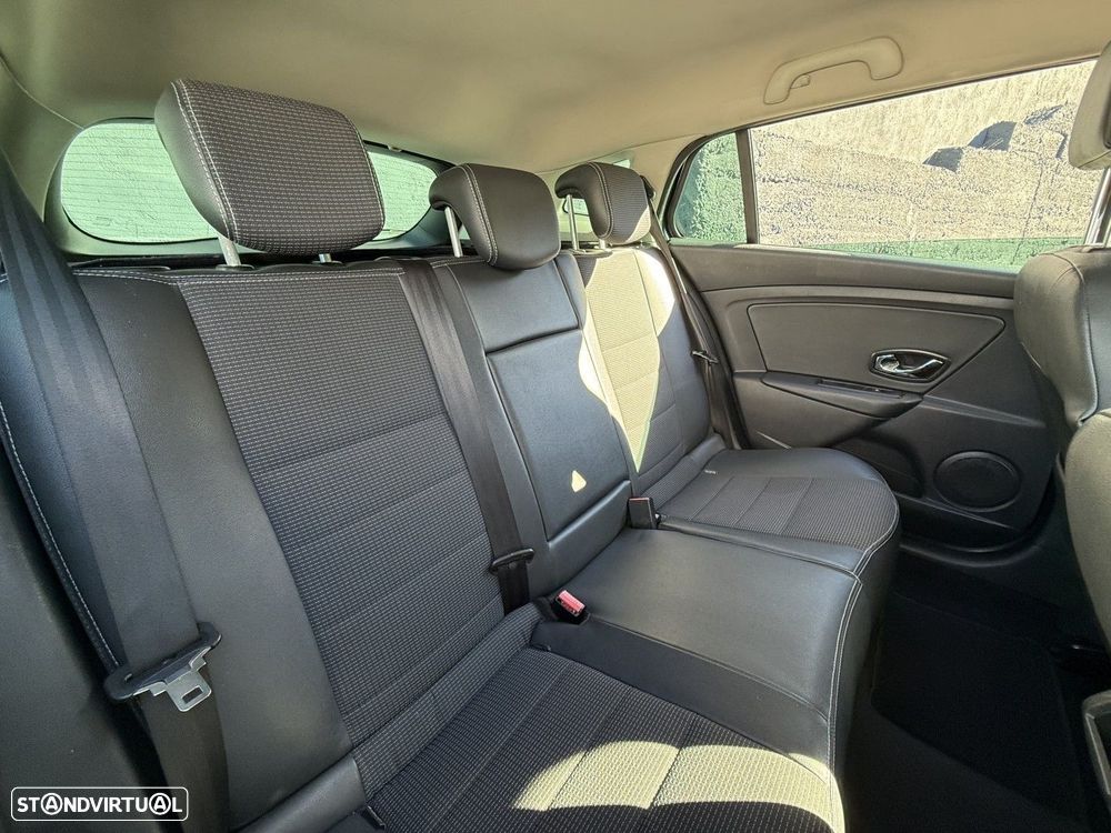 Renault Mégane Sport Tourer 1.6 dCi GT Line J18 - 6