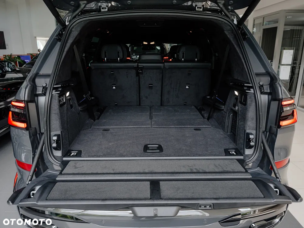 BMW X7 - 14
