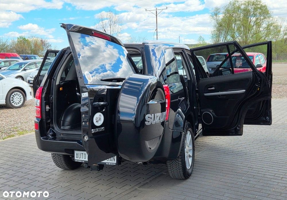 Suzuki Grand Vitara - 30