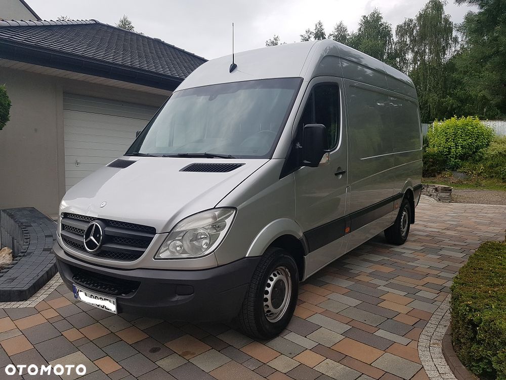 Mercedes-Benz Sprinter - 4
