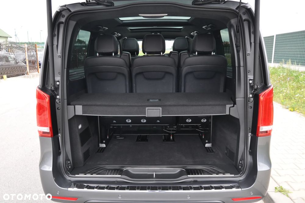 Mercedes-Benz Klasa V 300 d 4-Matic Exclusive 9G-Tronic (d³ugi) - 24