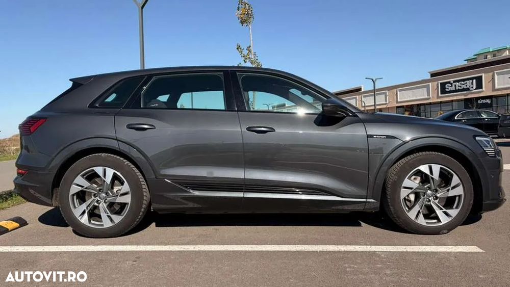 Audi e-tron 55 quattro S line - 4