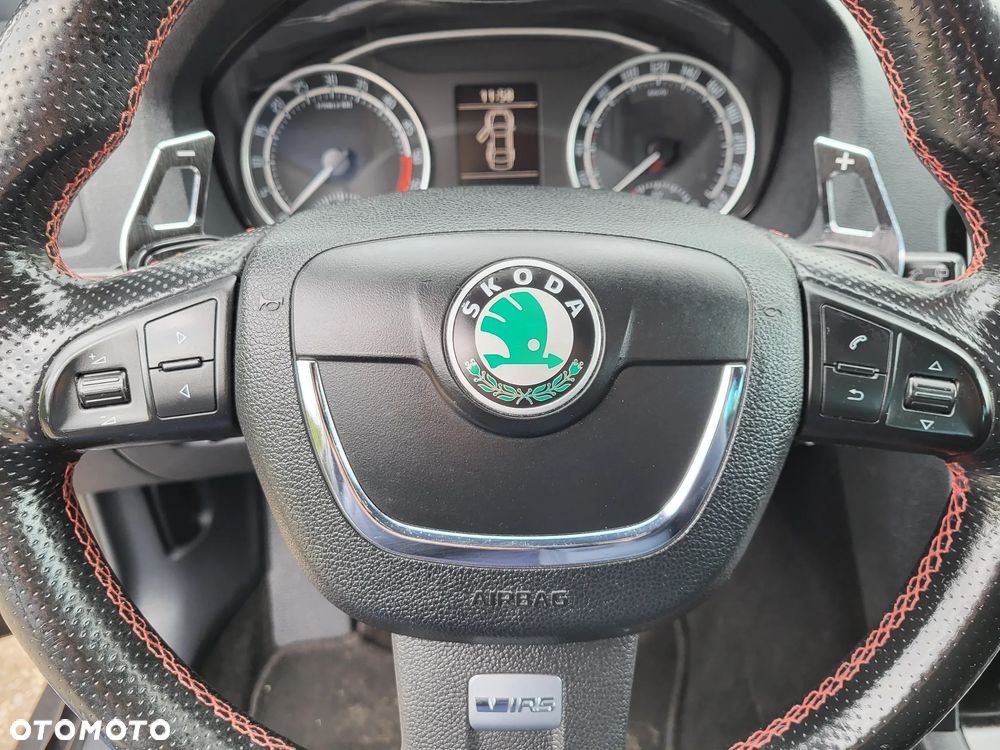 Skoda Octavia Combi 2.0 TDI DPF DSG RS - 12