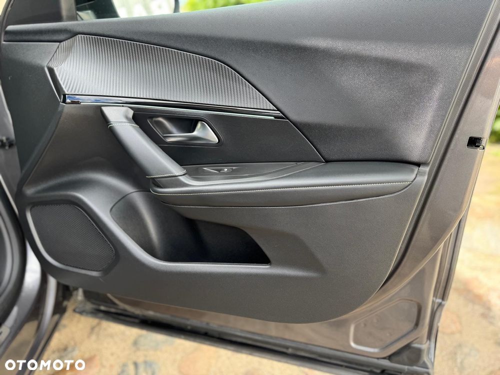 Peugeot 2008 1.5 BlueHDi GT S&S EAT8 - 19