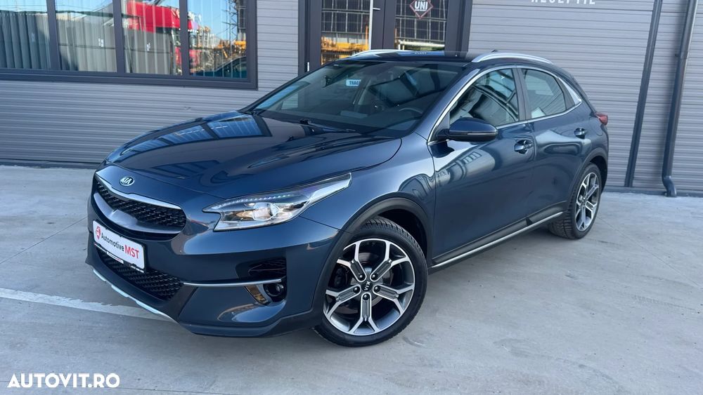 Kia XCeed 1.6 CRDi LAUNCH EDITION - 3