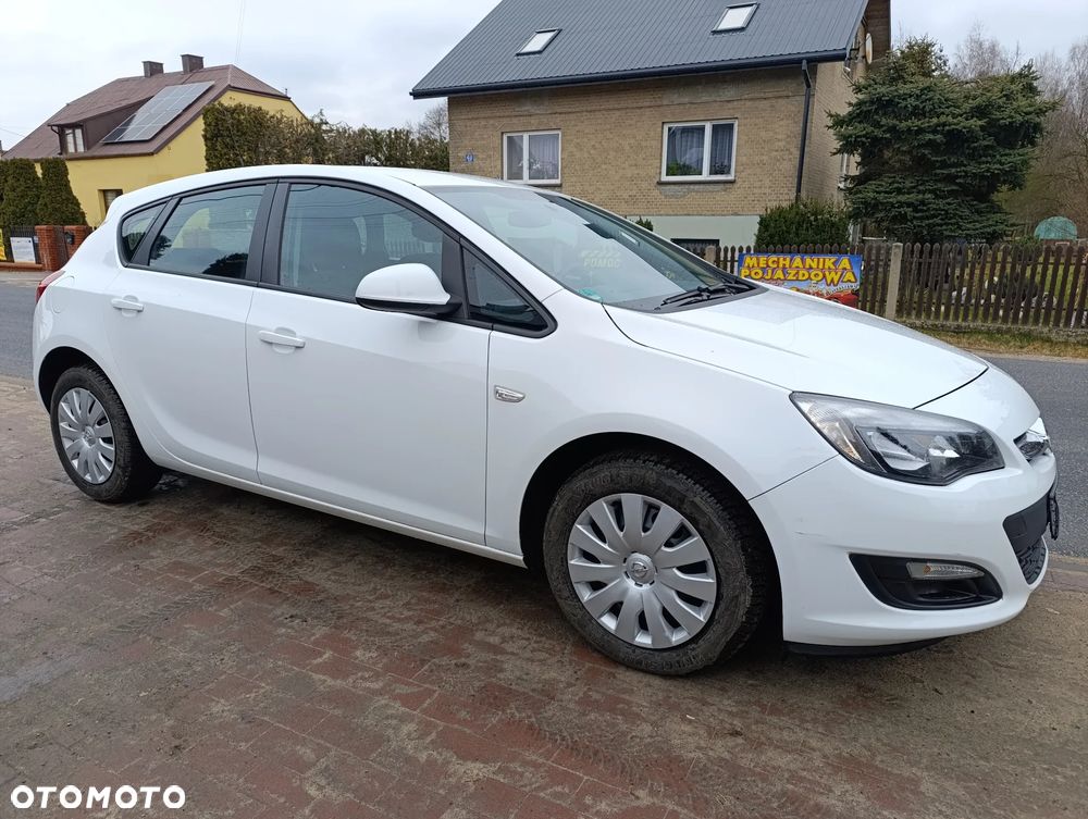Opel Astra 1.4 Selection - 9