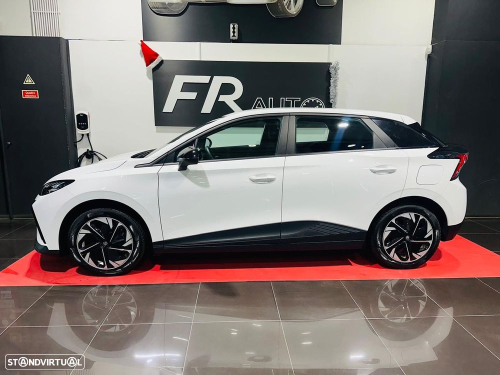 MG MG4 51 kWh Standard - 9