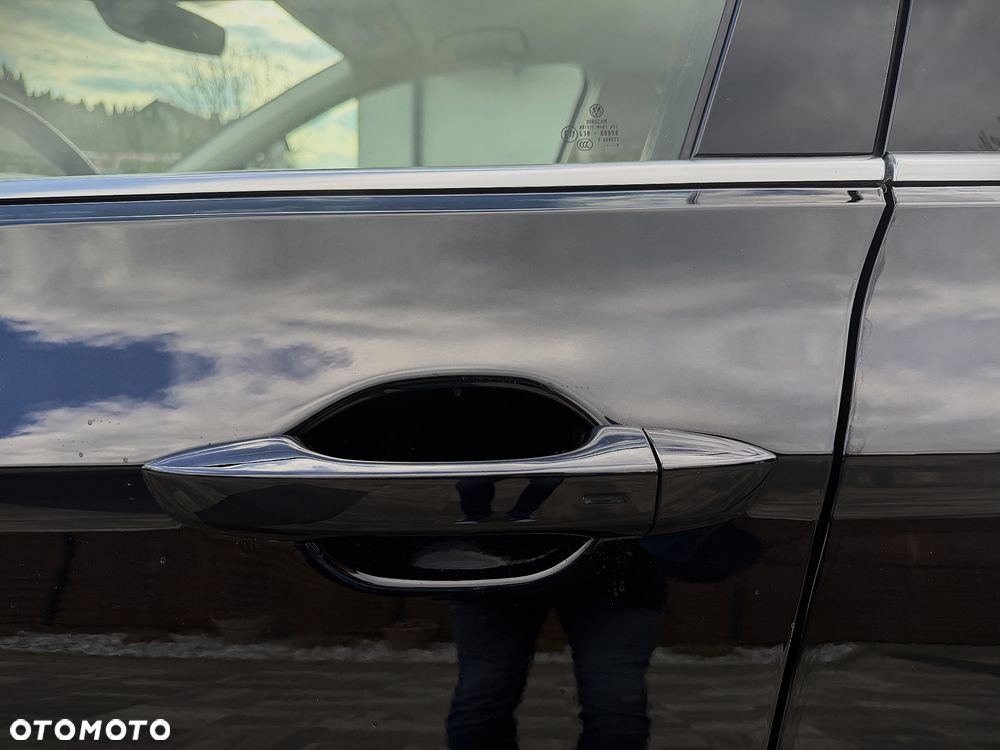 Volkswagen Passat 2.0 TSI 4Mot Elegance DSG - 17