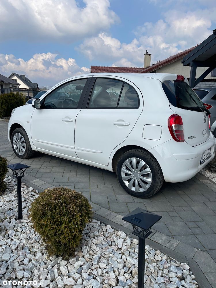 Nissan Micra 1.2 Bild der Frau - 6