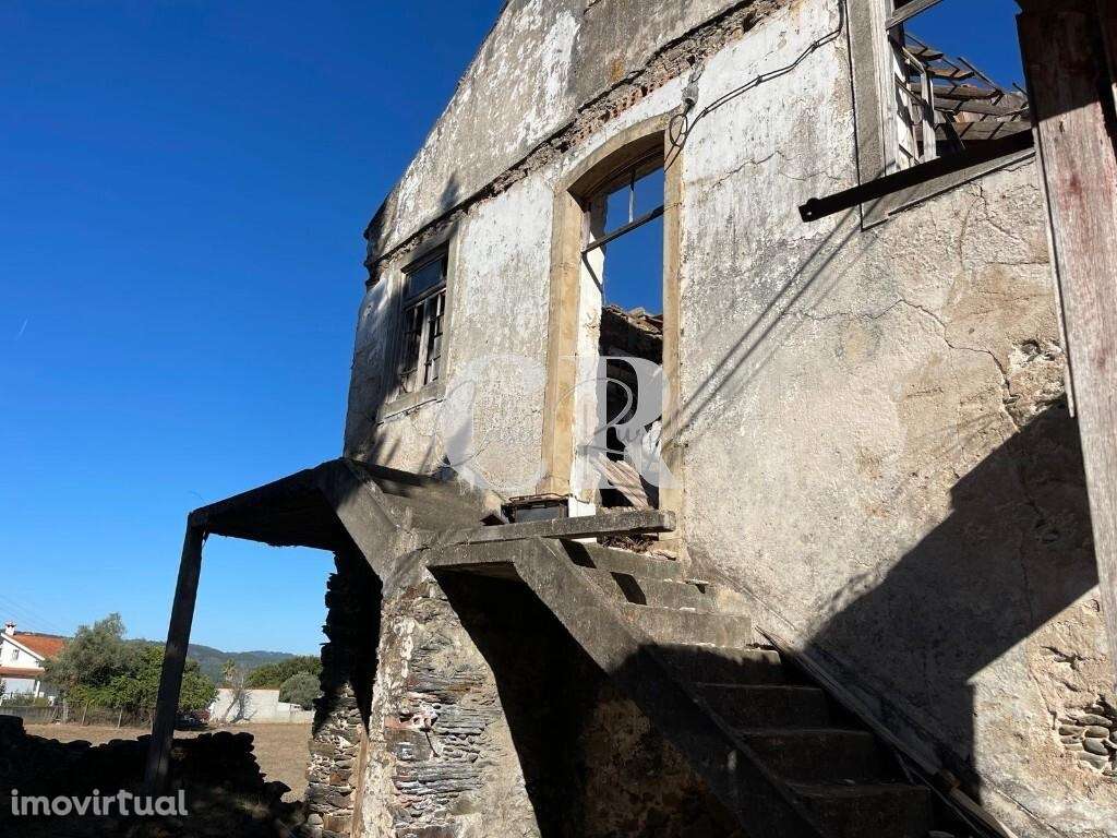 6 Prédios Urbanos e um Terreno Rústico para Renovação – Lousã - Grande imagem: 5/40