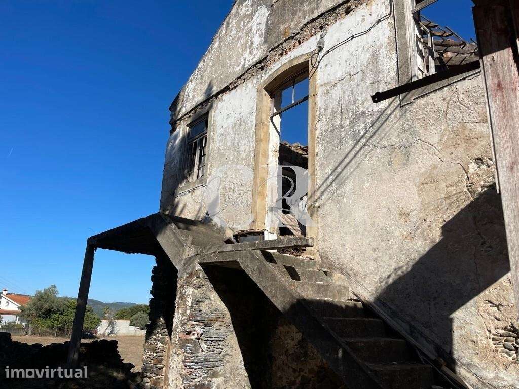 6 Prédios Urbanos e um Terreno Rústico para Renovação – Lousã - Grande imagem: 5/40