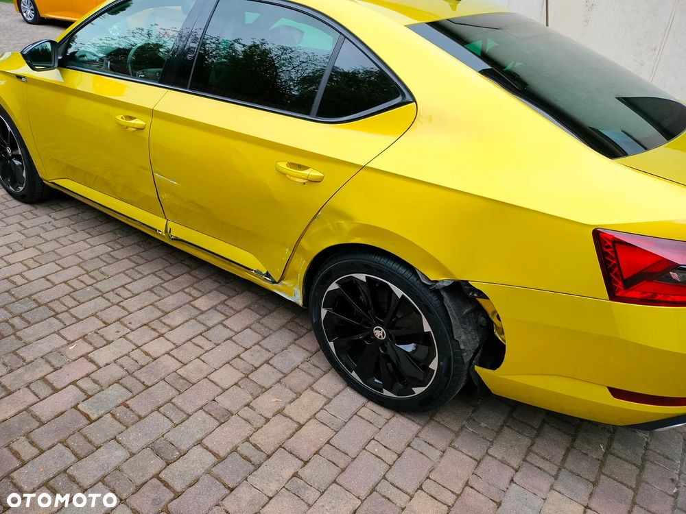 Skoda Superb 2.0 TDI SCR 4x4 Sportline DSG - 7