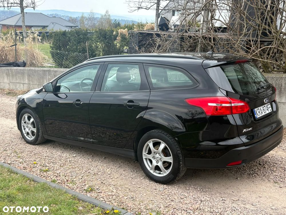 Ford Focus 1.5 TDCi DPF Start-Stopp-System Business - 4