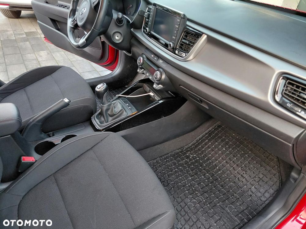 Kia Rio - 39