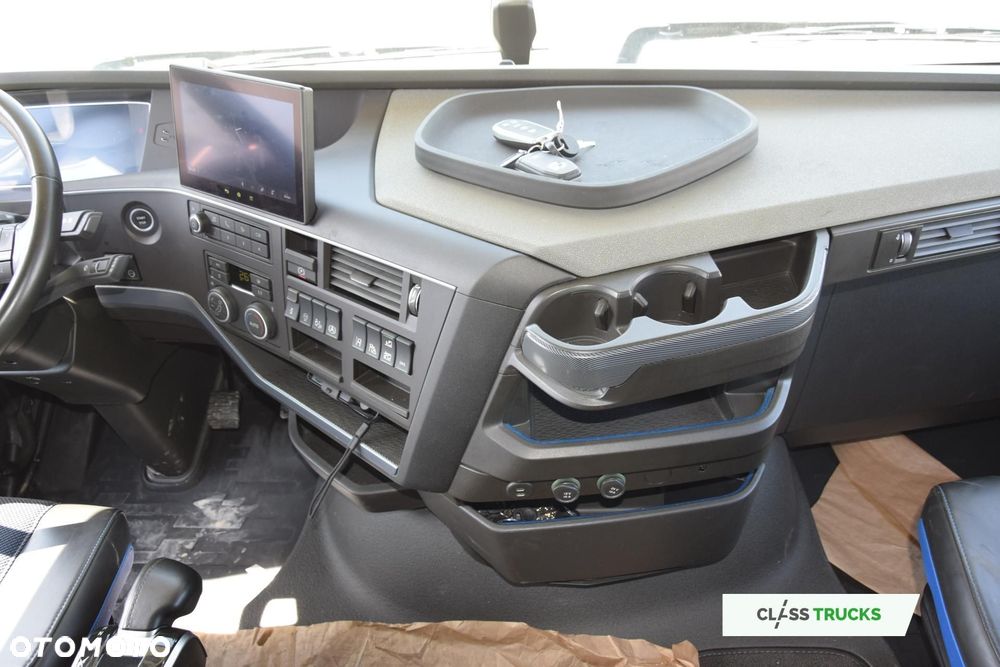 Volvo FH 500 Globetrotter XL Adaptive Cruise Control - 12