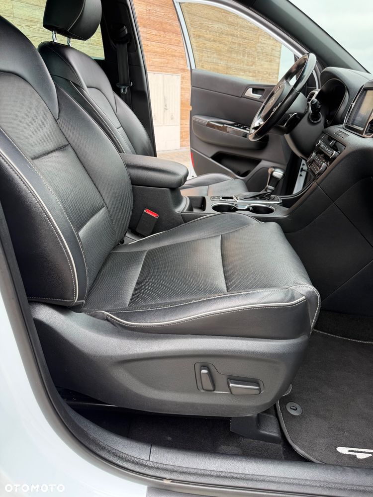 Kia Sportage 1.6 T-GDI AWD DCT GT LINE - 23