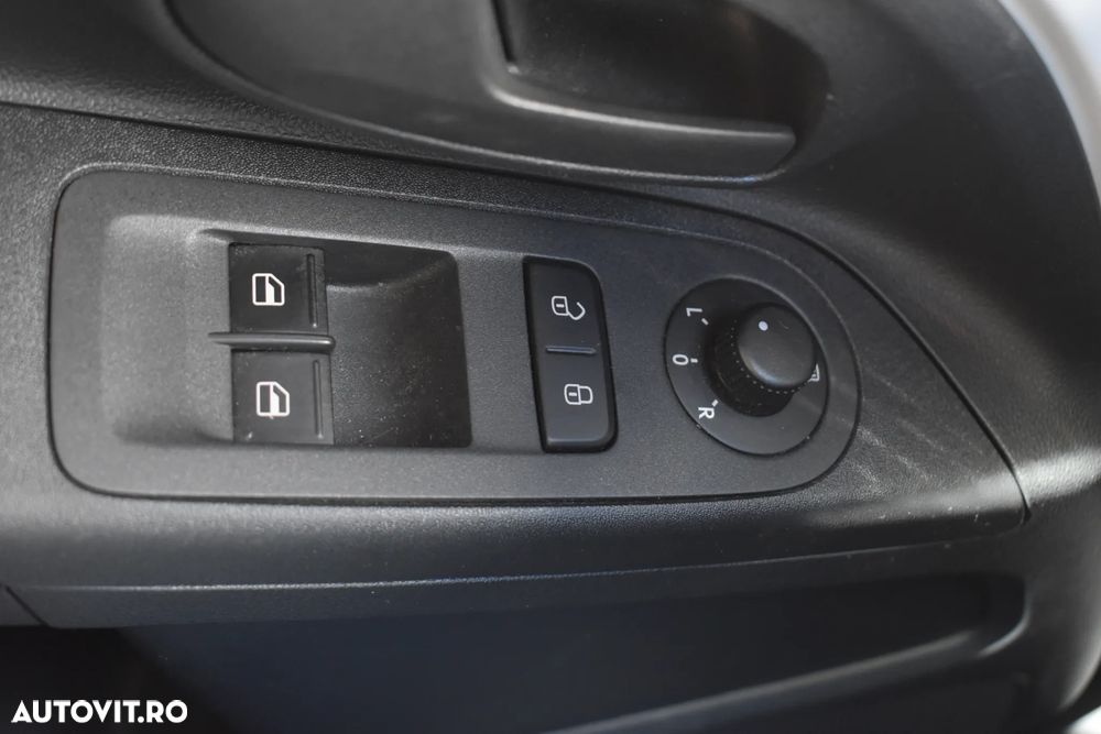 Volkswagen up! e-up! 32.3 kWh - 13