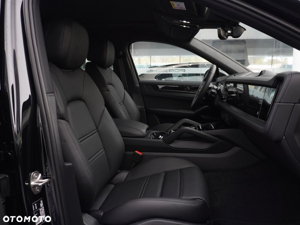 Porsche Cayenne S E-Hybrid PHEV Black Edition - 33