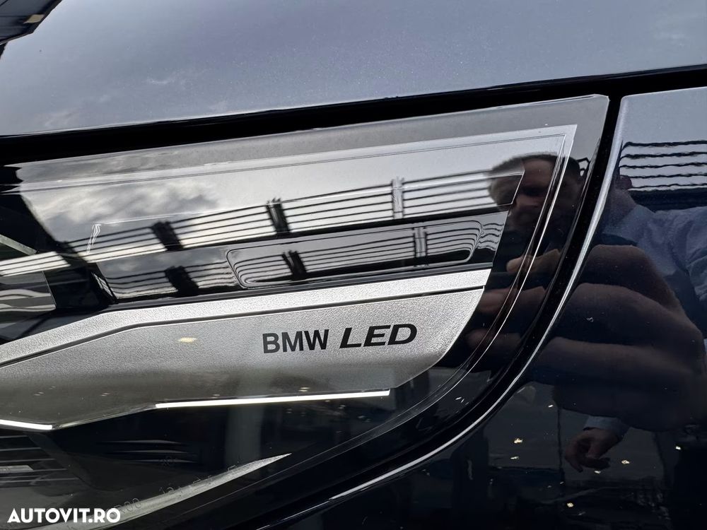 BMW Seria 5 550e xDrive Aut. - 12