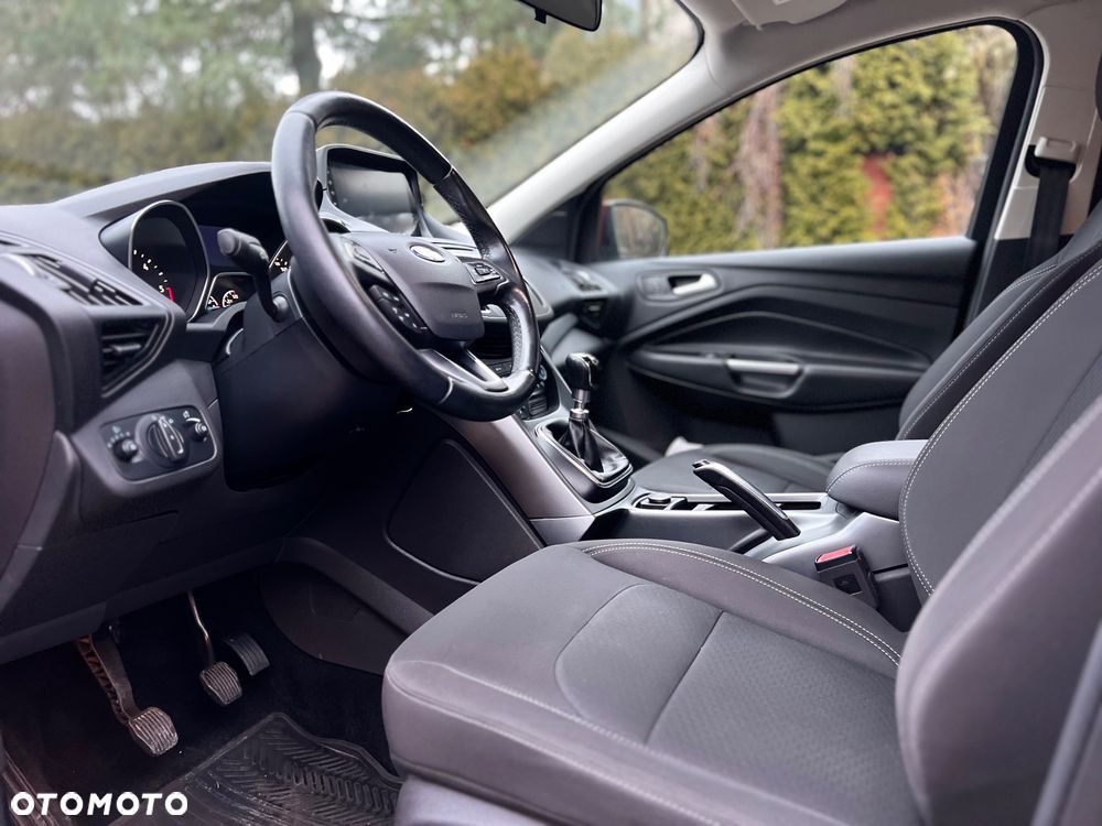 Ford Kuga 2.0 TDCi 4x4 Vignale - 25