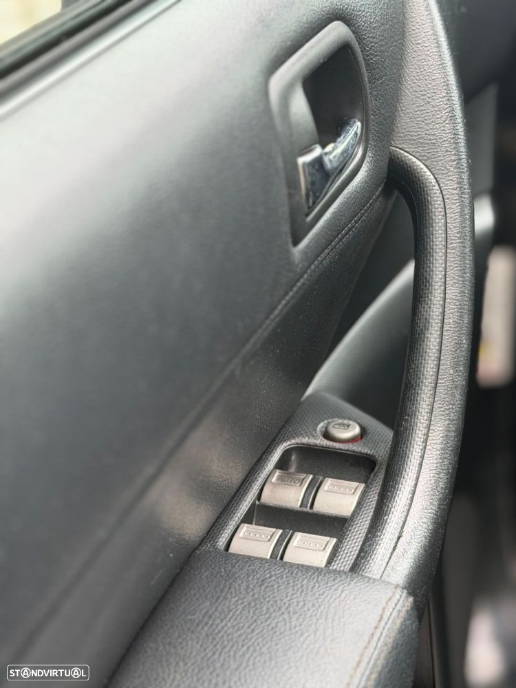 Honda Civic 1.7 CTDi ES Exclusive - 11