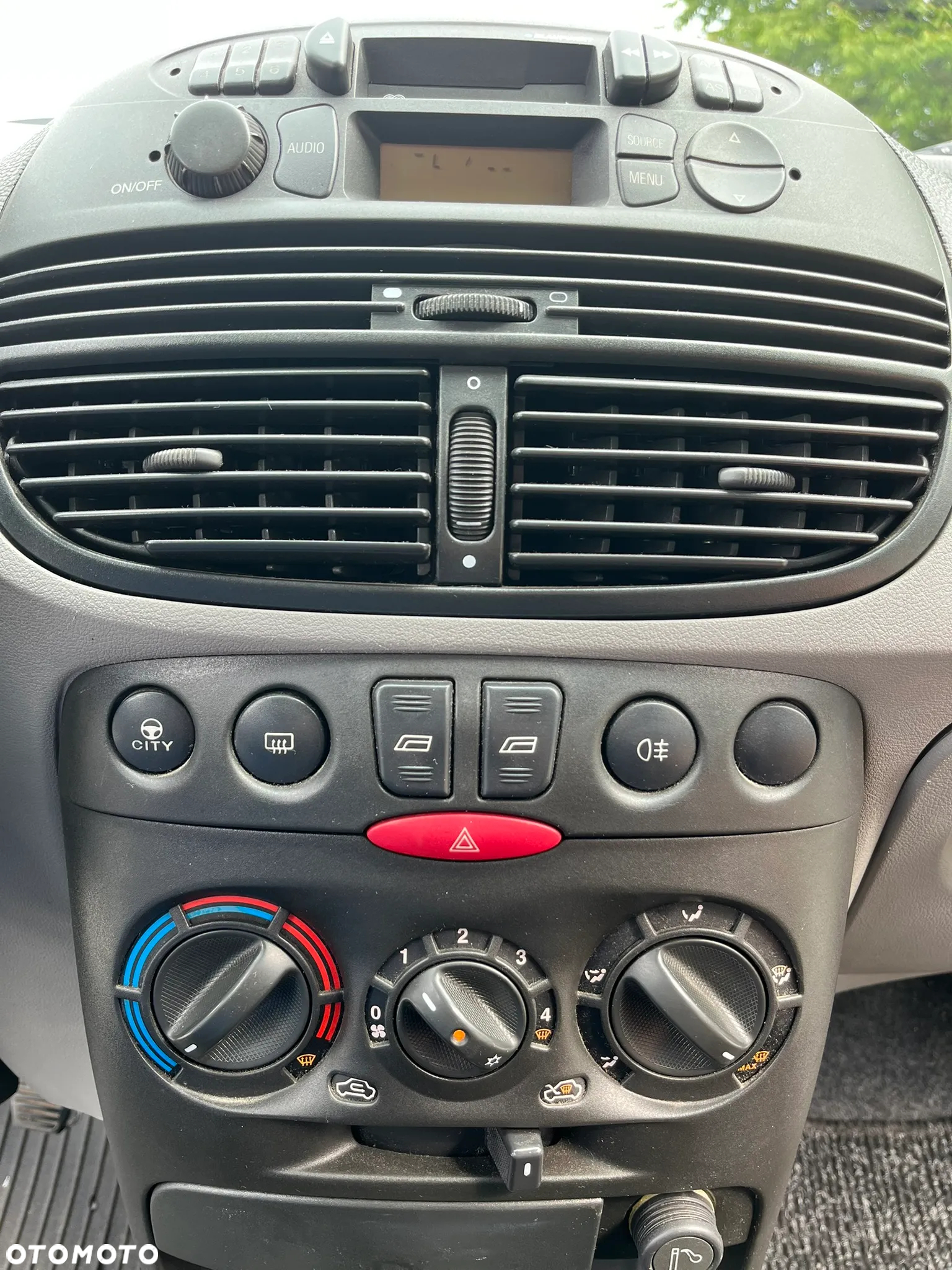 Fiat Punto 1.2 8V Active - 18