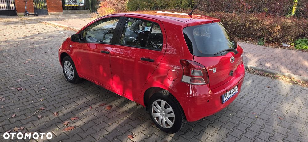 Toyota Yaris - 7