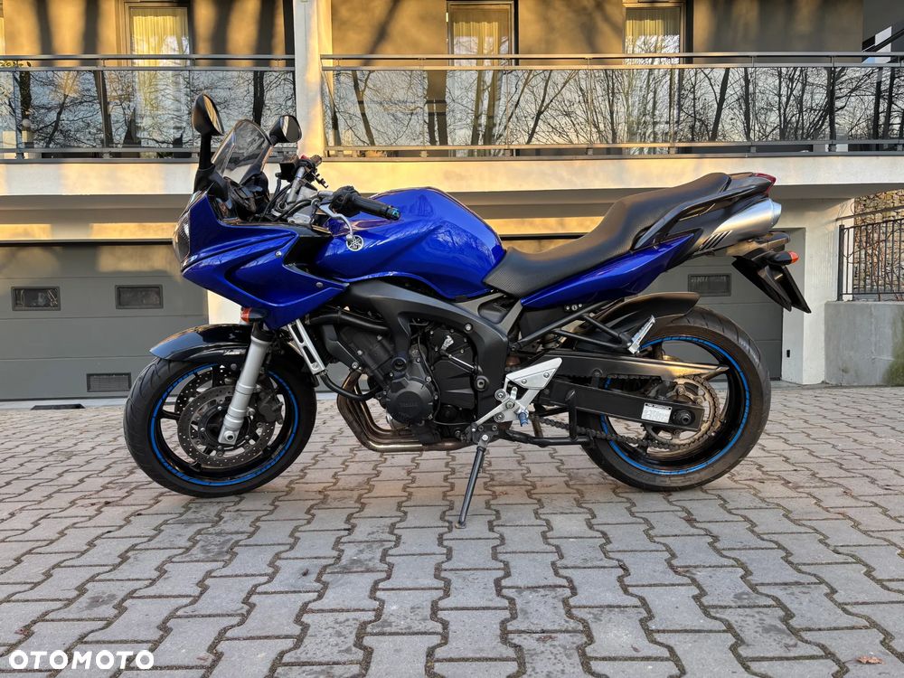 Yamaha FZ6 - 1