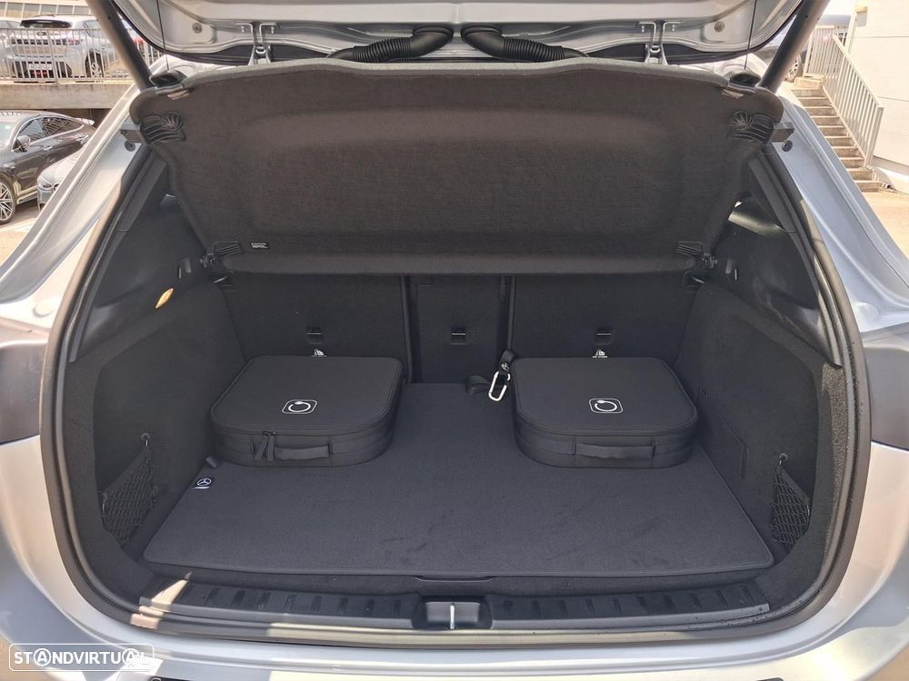 Mercedes-Benz EQA 250+ AMG Line - 13