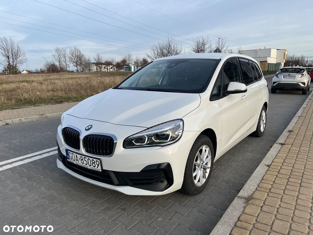 BMW Seria 2 216d GT - 2