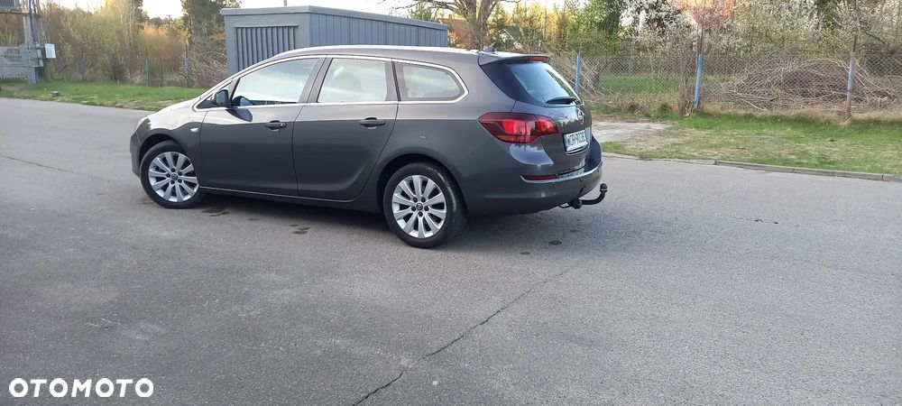 Opel Astra 1.7 CDTI DPF Cosmo - 5