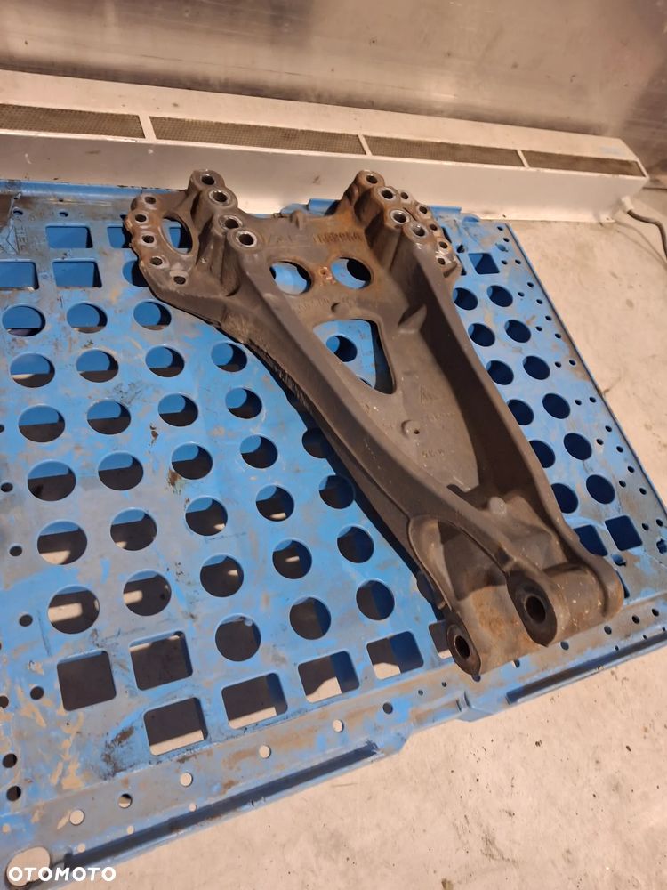 MOCOWANIE ŁAPA UCHWYT  ZAWIESZENIA RESORA TYŁ DAF CF 400 XF 106 EURO 61899950 - 4