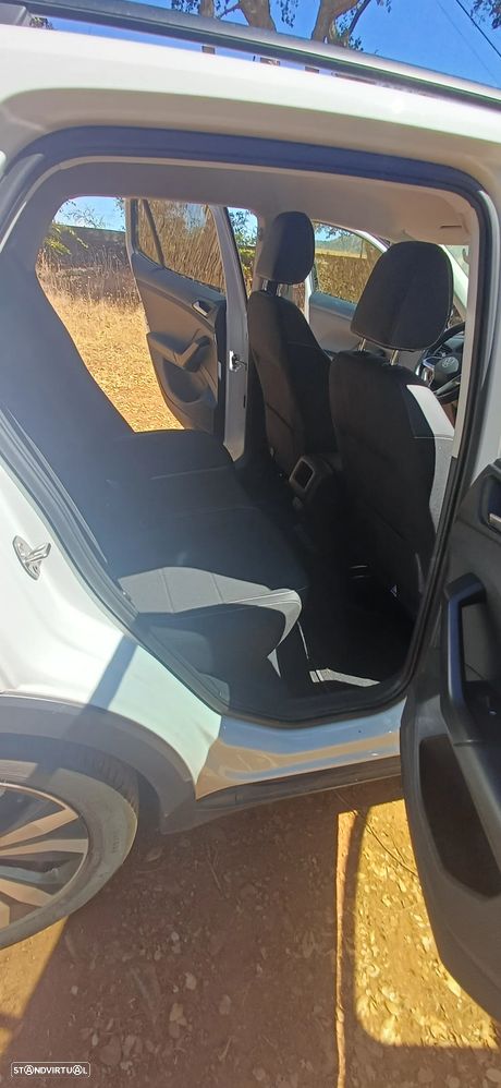 VW T-Cross 1.0 TSI Life - 10