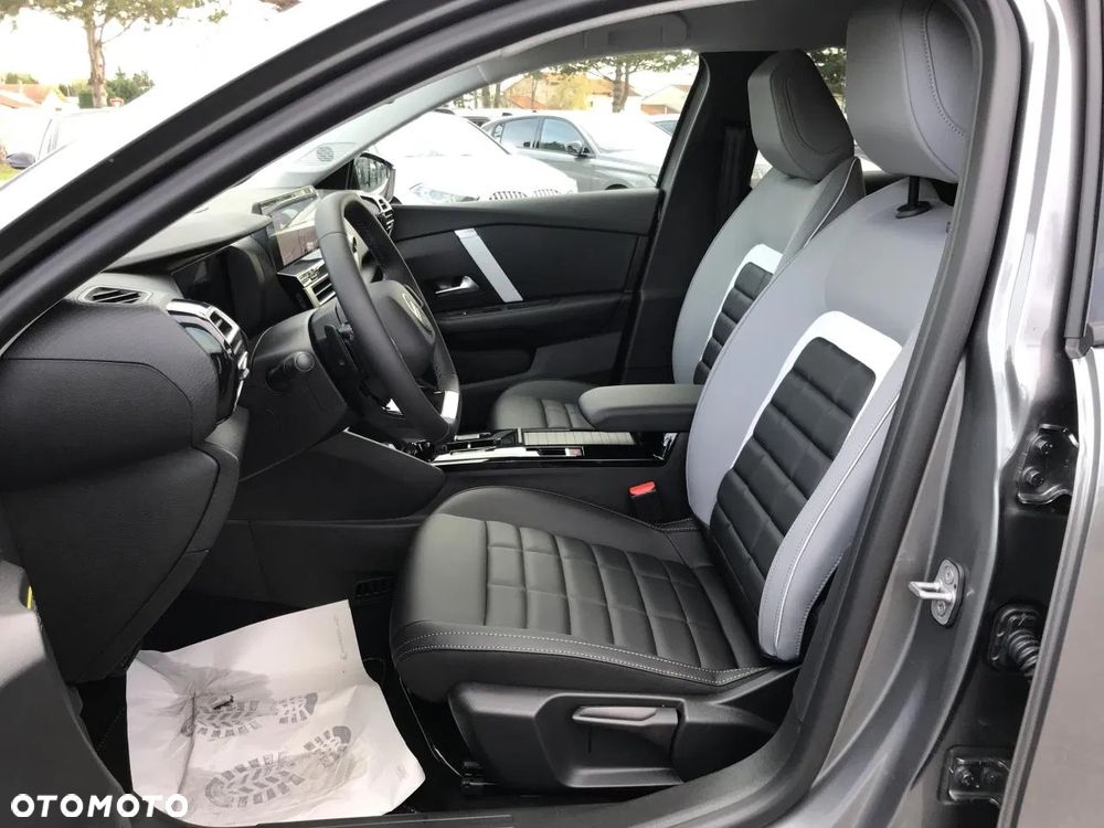 Citroën C4 1.2 mHEV Max eDCT6 - 6