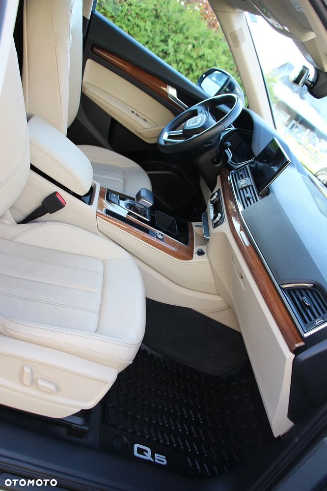 Audi Q5 45 TFSI quattro S tronic S line - 23